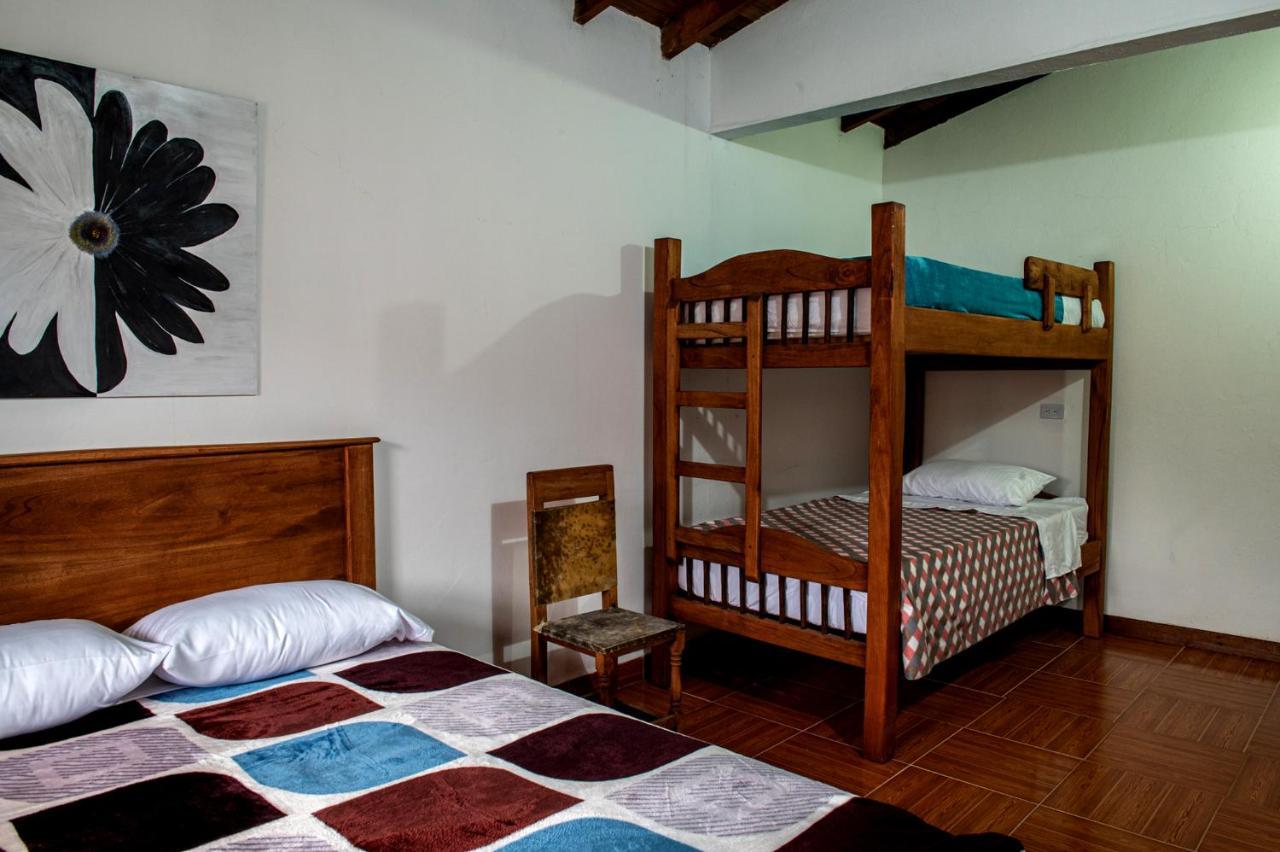 Cafe Racer Hostel Jardín Dış mekan fotoğraf