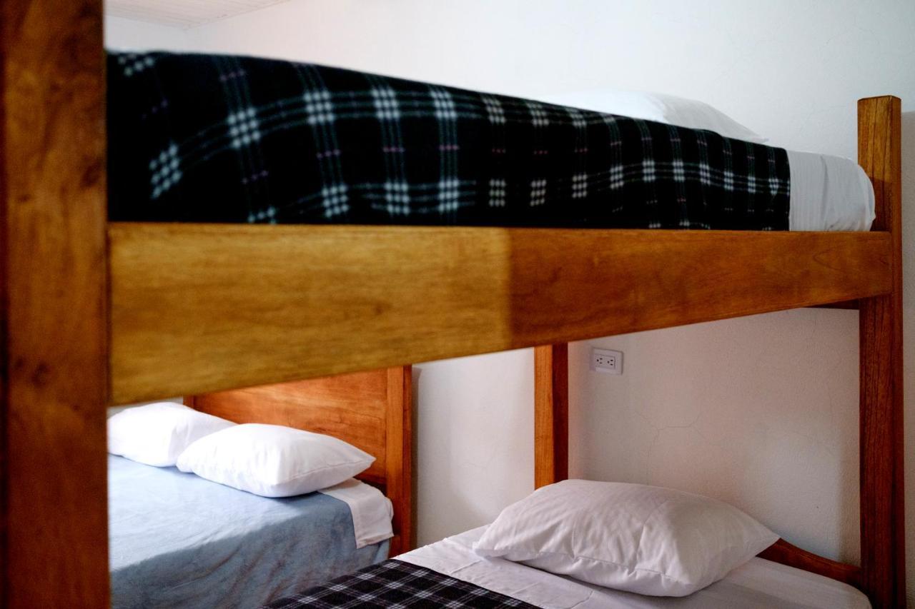 Cafe Racer Hostel Jardín Dış mekan fotoğraf