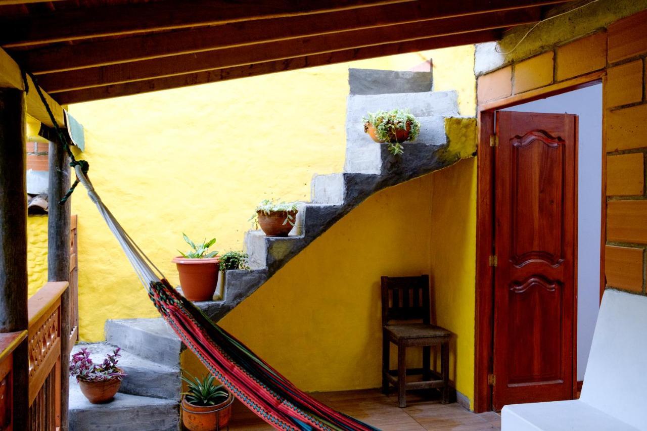 Cafe Racer Hostel Jardín Dış mekan fotoğraf